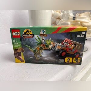 NWT LEGO 76958 Jurassic Park 30th Anniversary Dilophosaurus Ambush Box Sealed